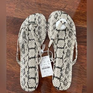 NWT J.Crew snakeskin flip flops size 8
